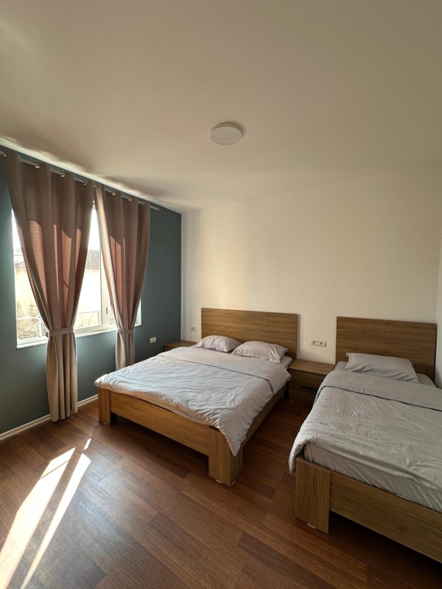 Vila Topciu Pogradec Exterior photo